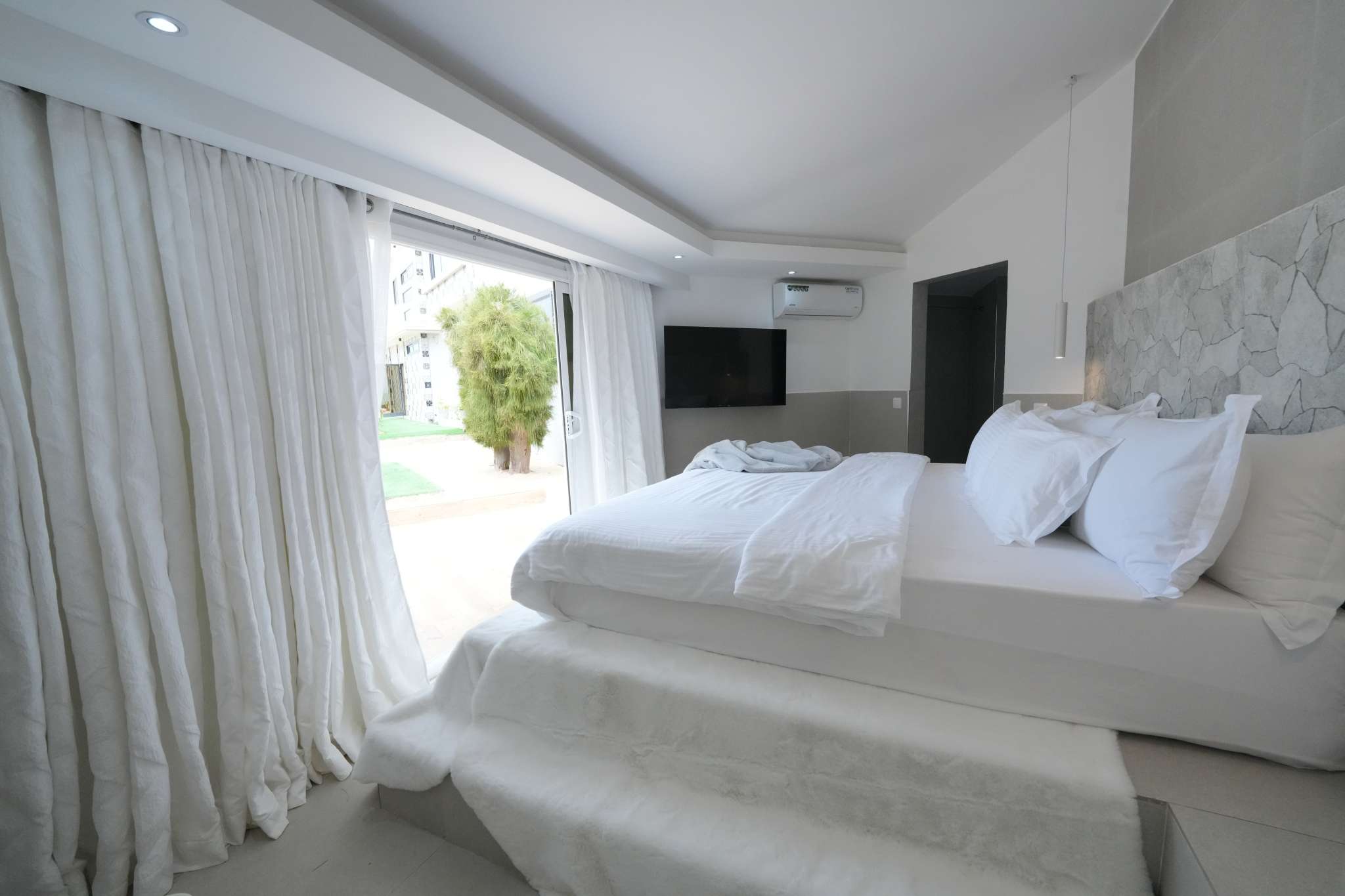 Ndeye Cor — Chambre